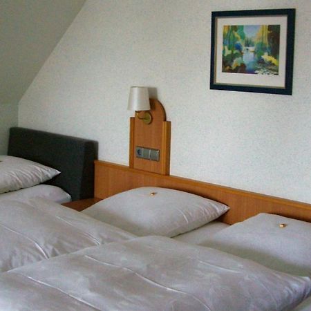 Gasthaus Zum Baeren Gaestehaus Wittighausen ภายนอก รูปภาพ