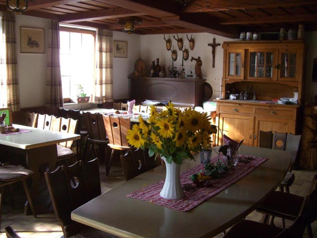 Gasthaus Zum Baeren Gaestehaus Wittighausen ภายนอก รูปภาพ
